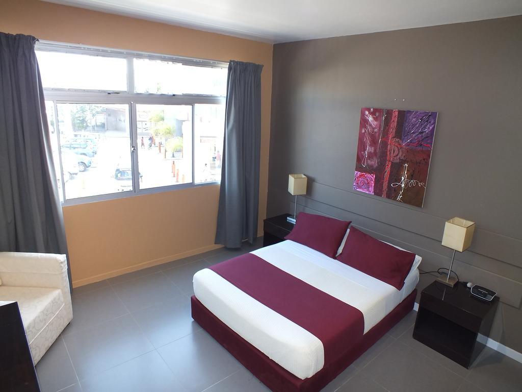 Hotel Olympic Port-Vila Extérieur photo